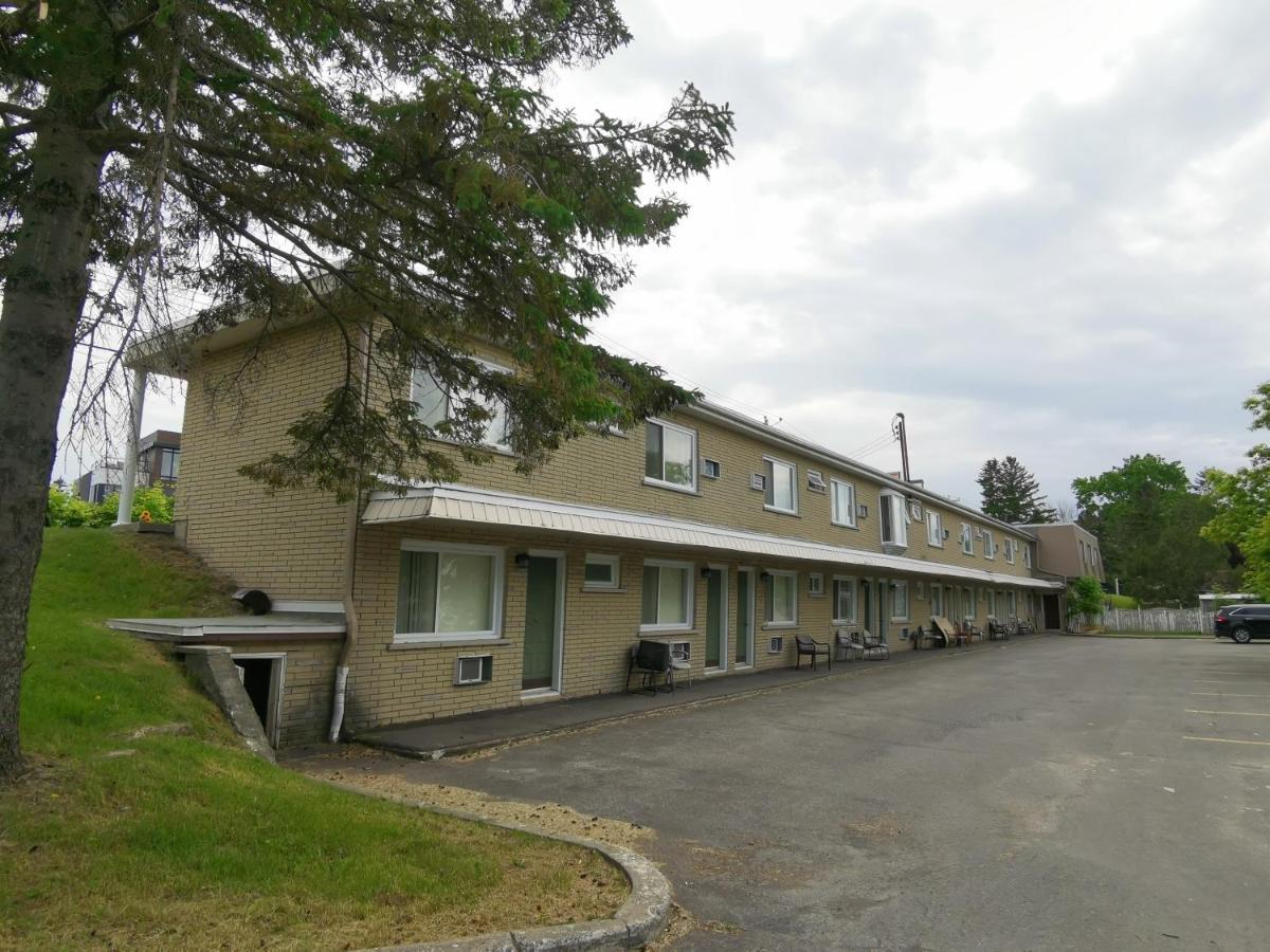 Motel Sainte Catherine Zewnętrze zdjęcie