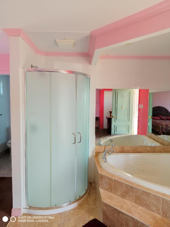 Motel Sainte Catherine Zewnętrze zdjęcie